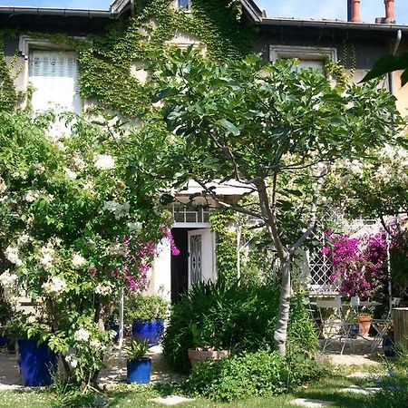 Les Petits Poissons Bed & Breakfast Avignon Luaran gambar