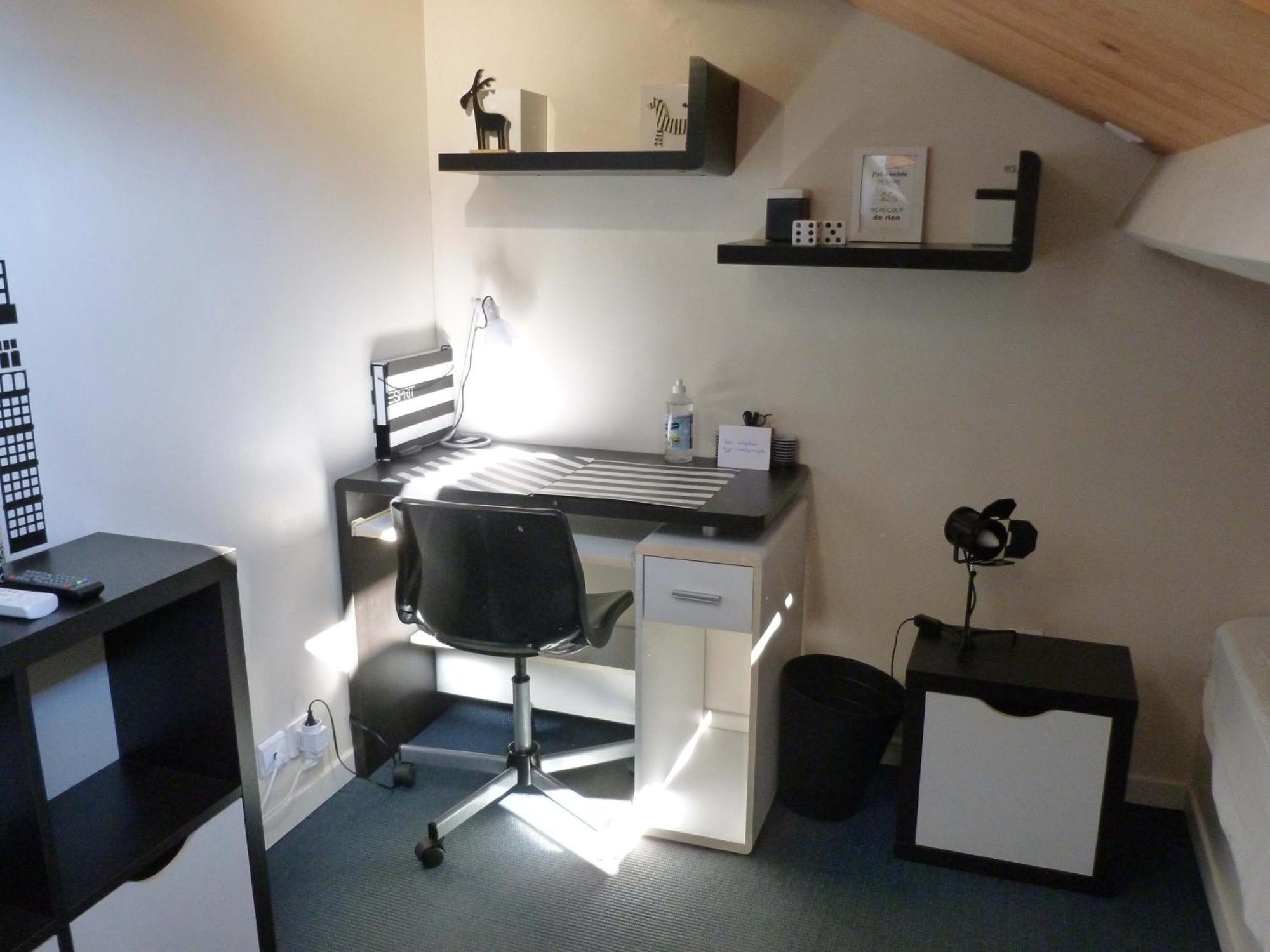 Les Petits Poissons Bed & Breakfast Avignon Bilik gambar